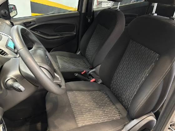 FORD KA 1.5 TI-VCT FLEX SE SEDAN MANUAL